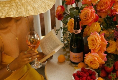 Sipping into Summer: The Perfect Champagne to Enjoy in the Sun